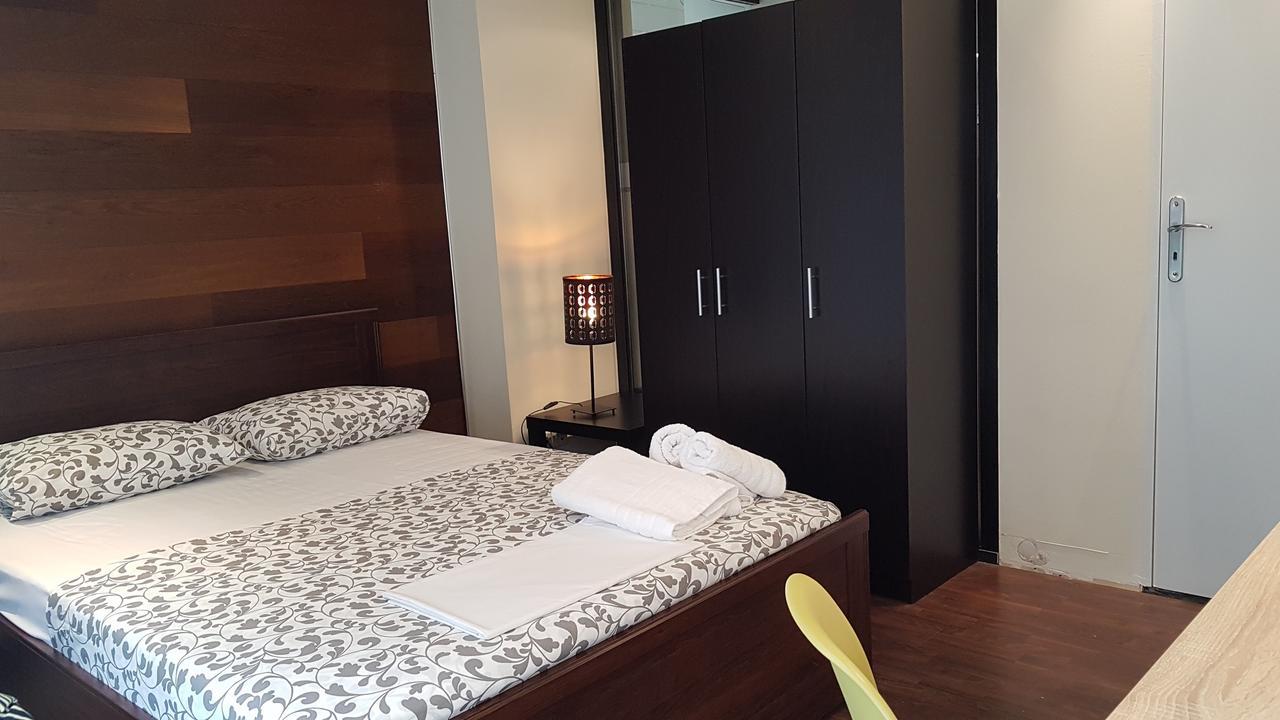 Errathens Cherry And Berry Apartments - Athens Center Esterno foto